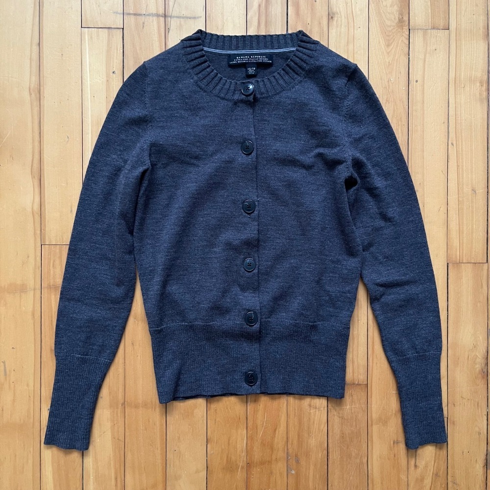 Banana Republic Extra Fine Italian Merino Wool Cardigan Sweater Dark Gray XS